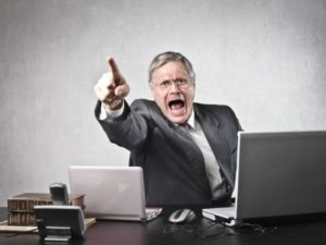 Что делать, если работодатель пытается Вас уволить в период пандемии?
