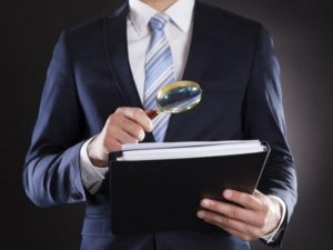 При каких условиях можно не впускать налоговую проверку в помещение?